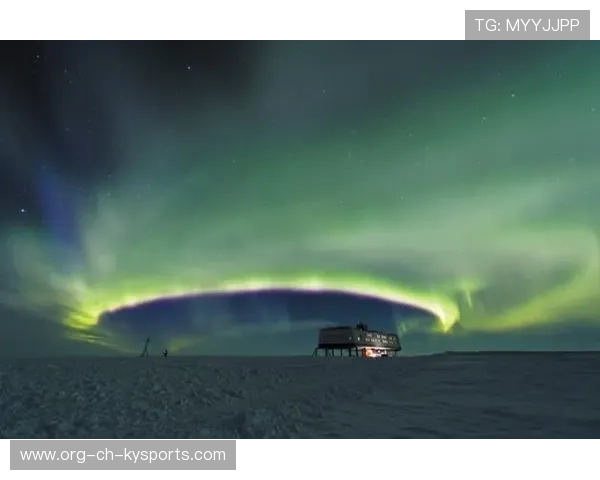 _极地白夜跑：在极光照耀下追逐梦想_，极地的白天黑夜是怎样的